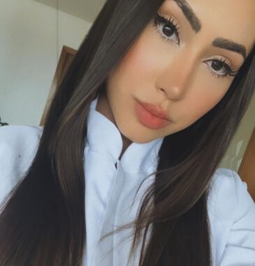 Karine dos Santos Figueiredo